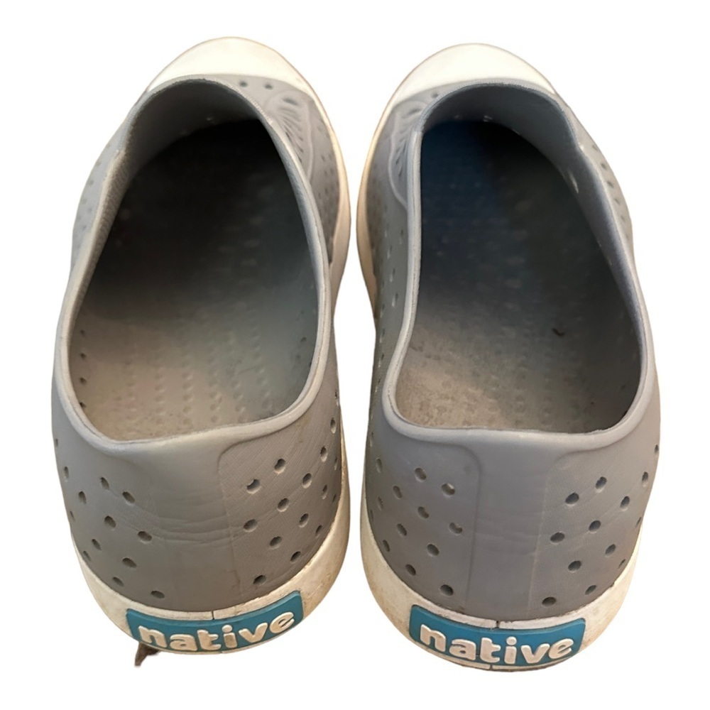 Native Shoes‎ - Picture 4 of 7